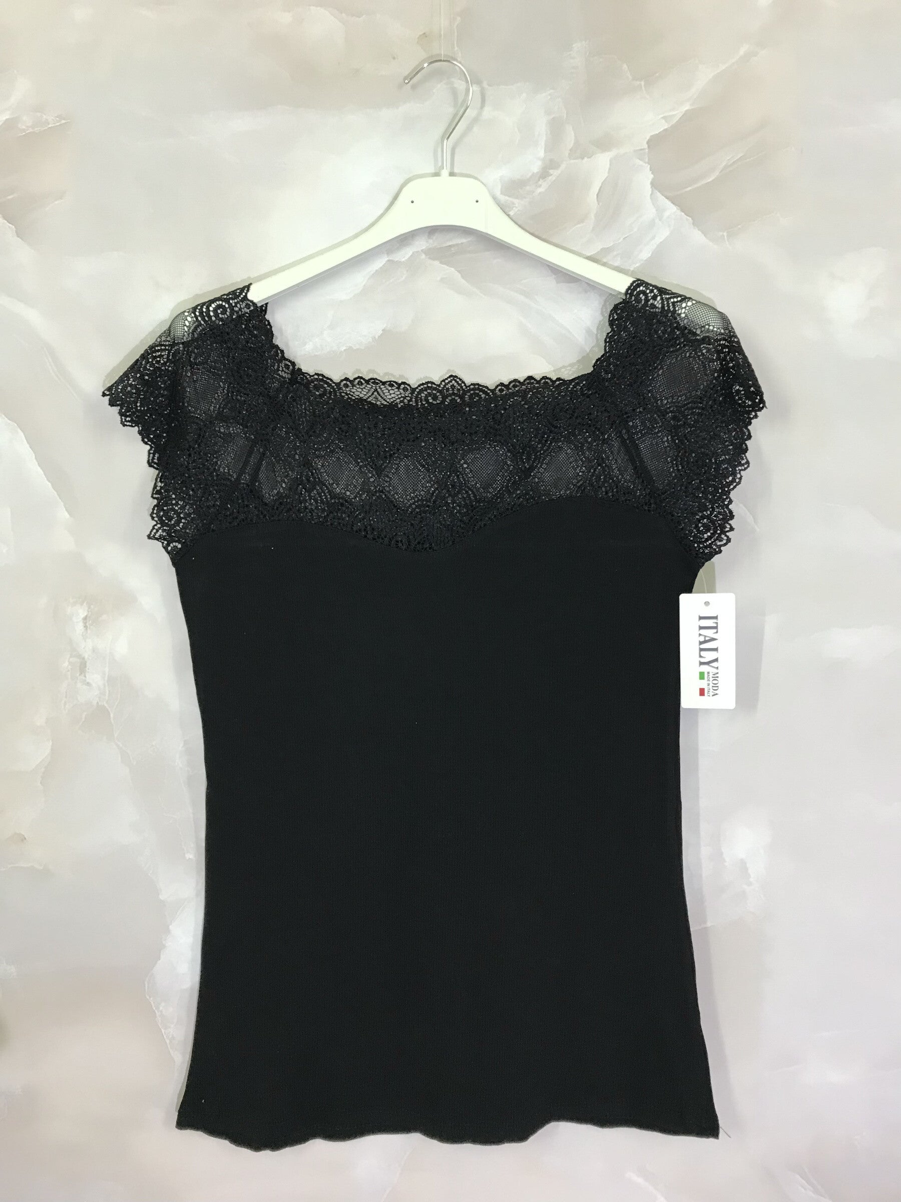 Short-sleeved boat-neck lace top i Stor Storlek