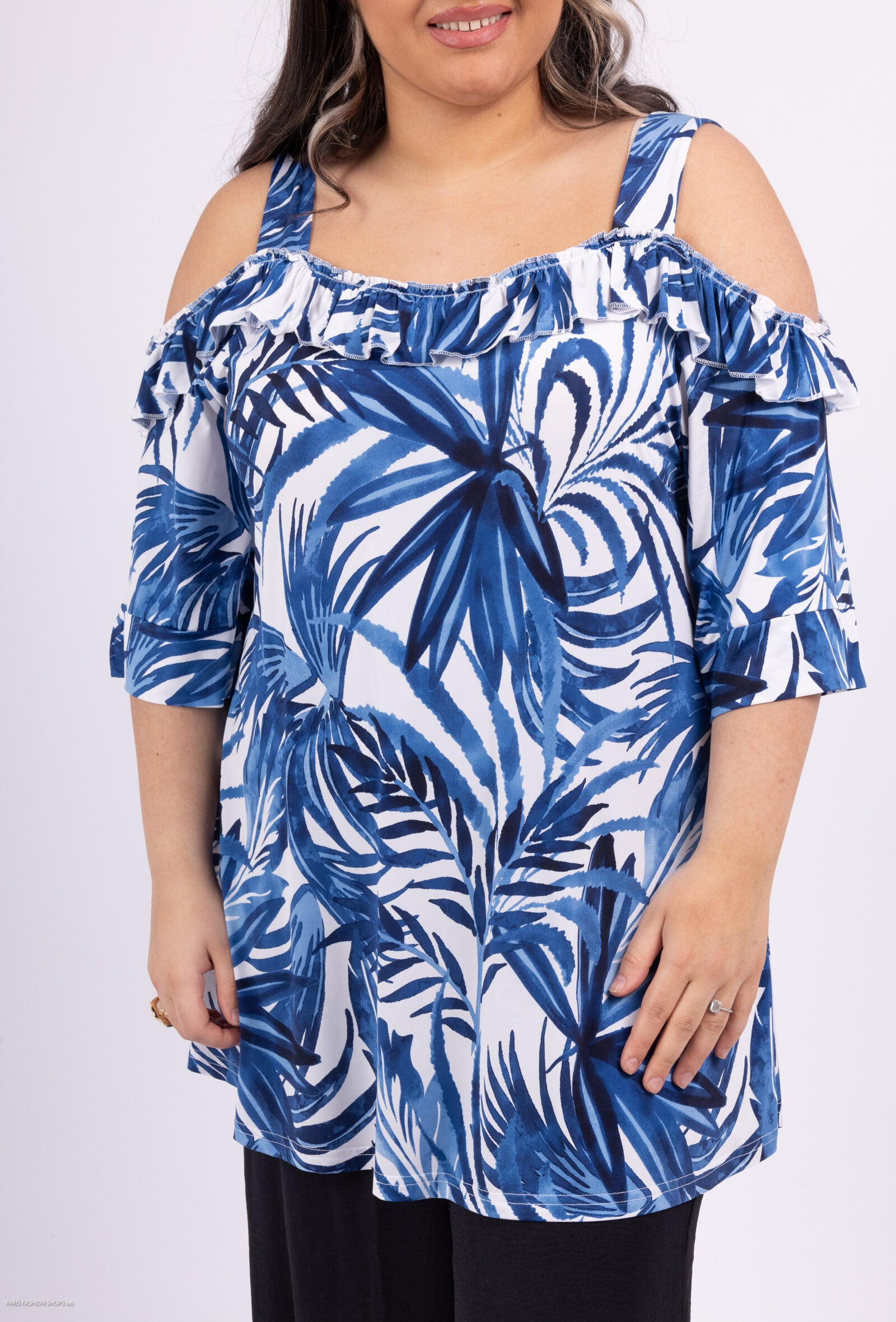 Topp med axeltryck naken med volanger i Plus Size