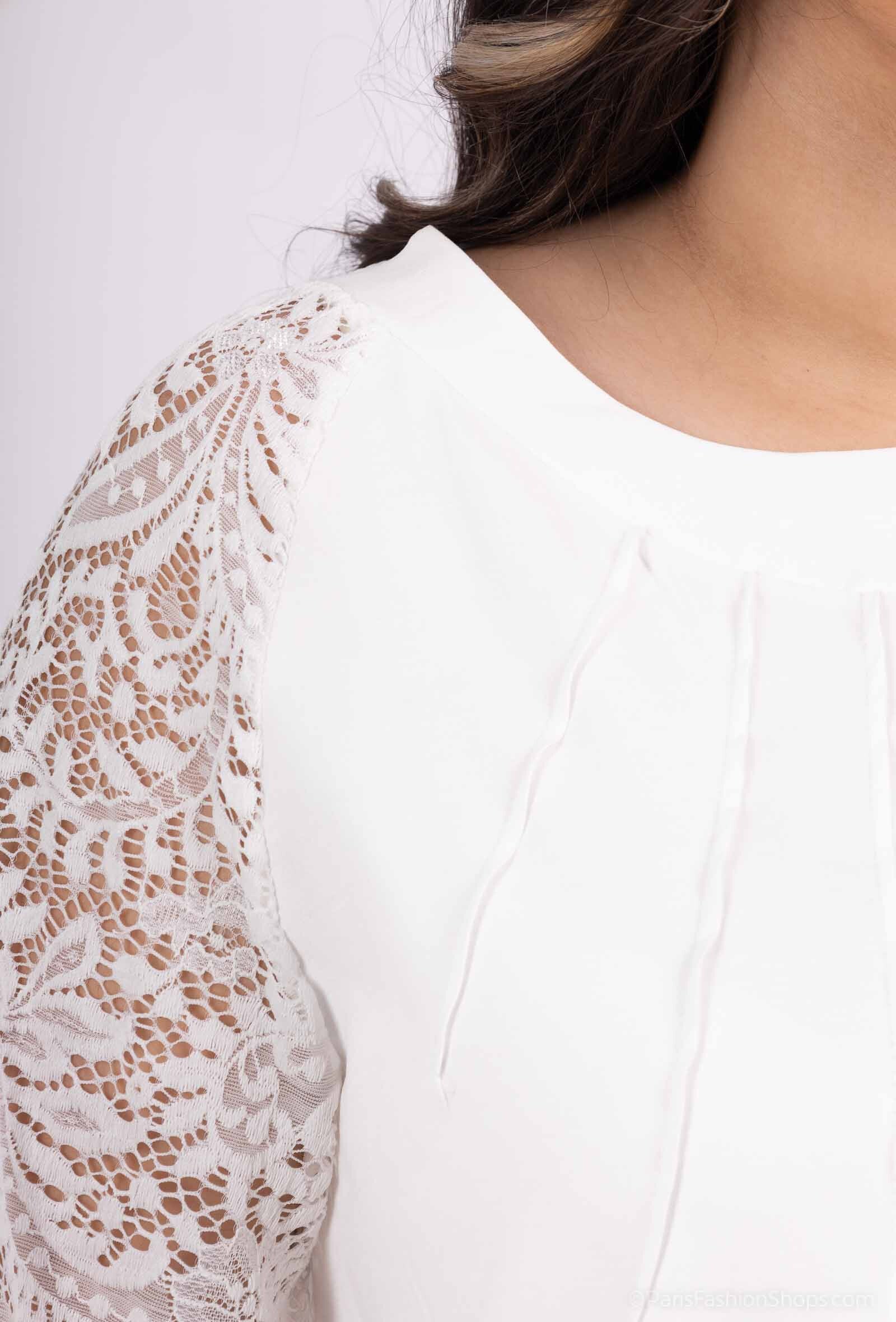 Tunika med spetsärmar och öppet hantverk i Plus Size