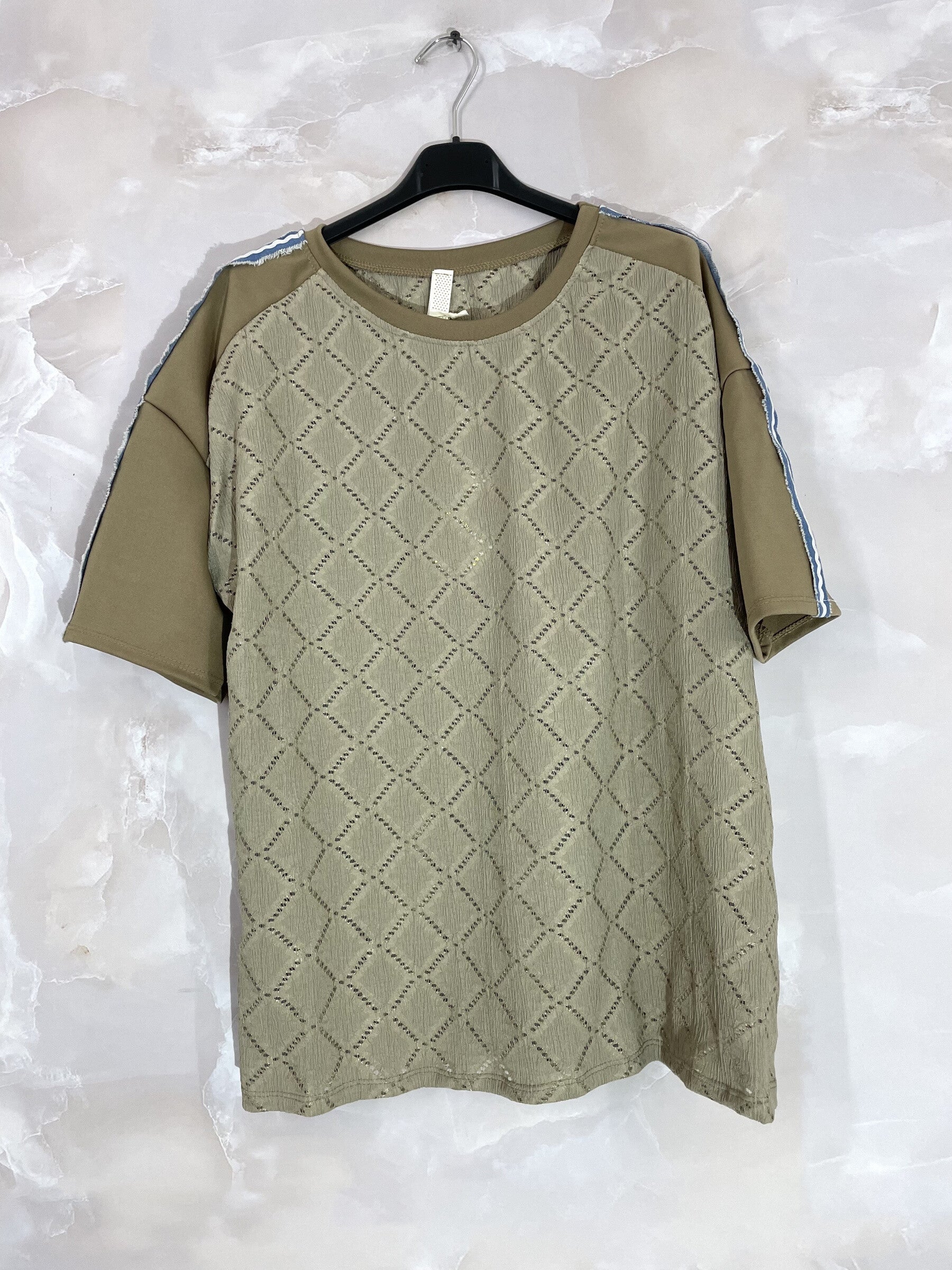 Bi-material tunic with openwork pattern with T38 to T50 sleeve strip i Stor Storlek