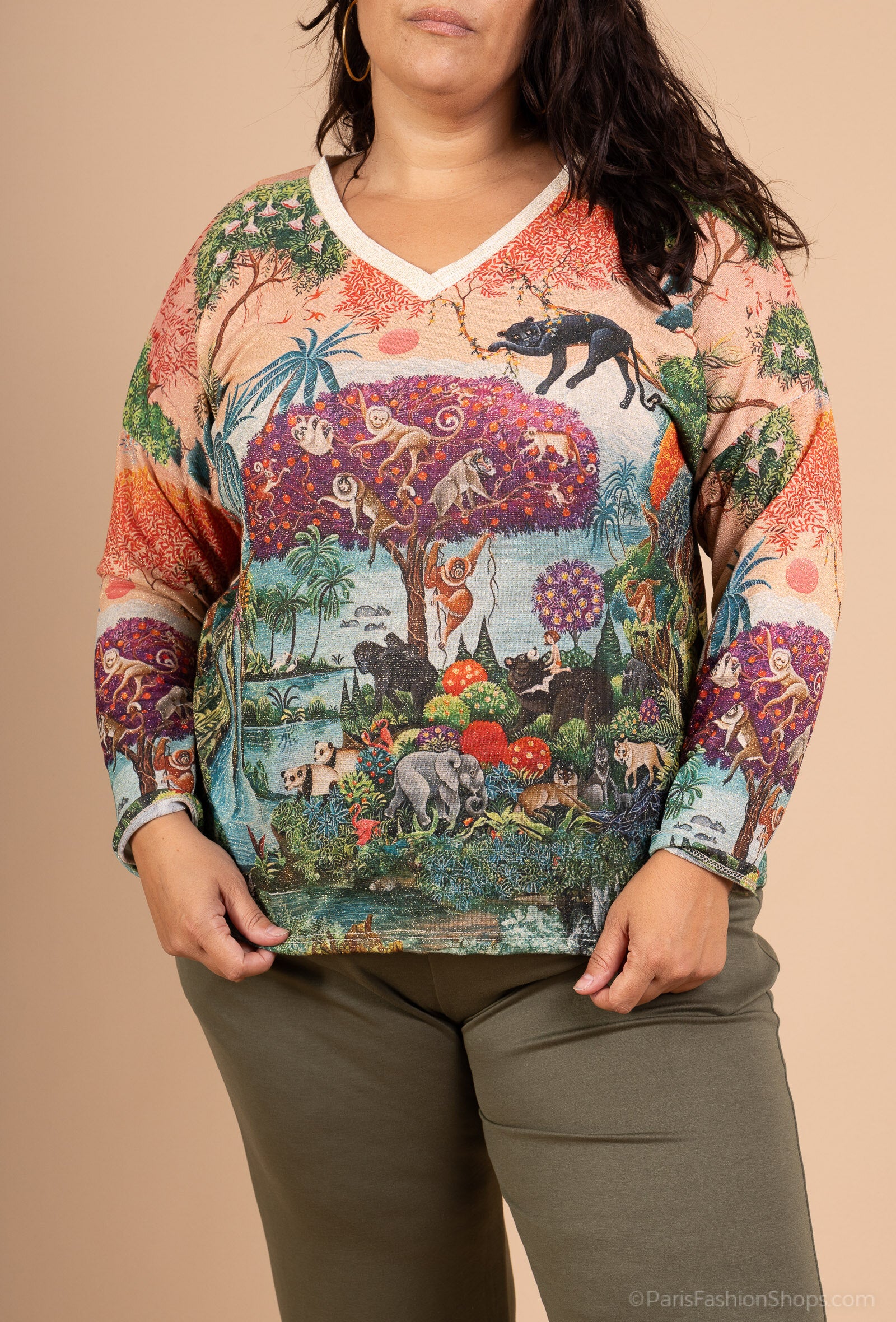 Printed tunic with V-neck size 38 to 50 i Stor Storlek