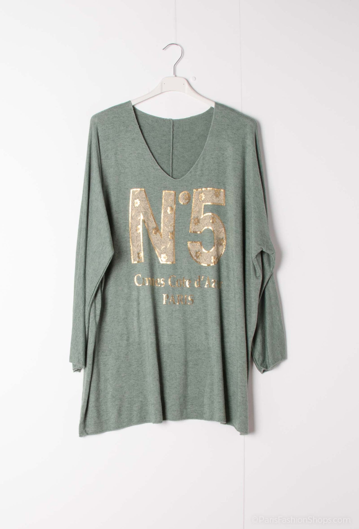 Plus Size Soft V-neck Sweater/Tunic with Print