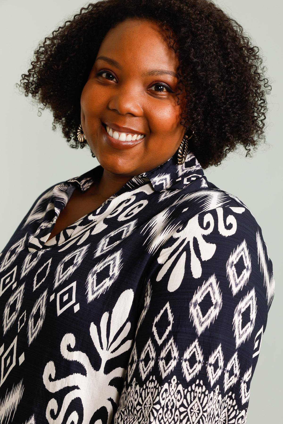 Tuniker med stor tryck och krage i Stor Storlek