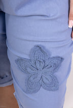 Plus Size Stretchy Cotton Bermuda Pants with Embroidered Flower