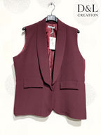 Plus Size Sleeveless blazer with fake pockets size 38 to 48