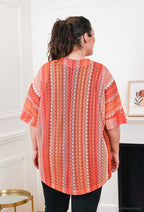 Broderad stickad blus med batwingärmar i stor storlek