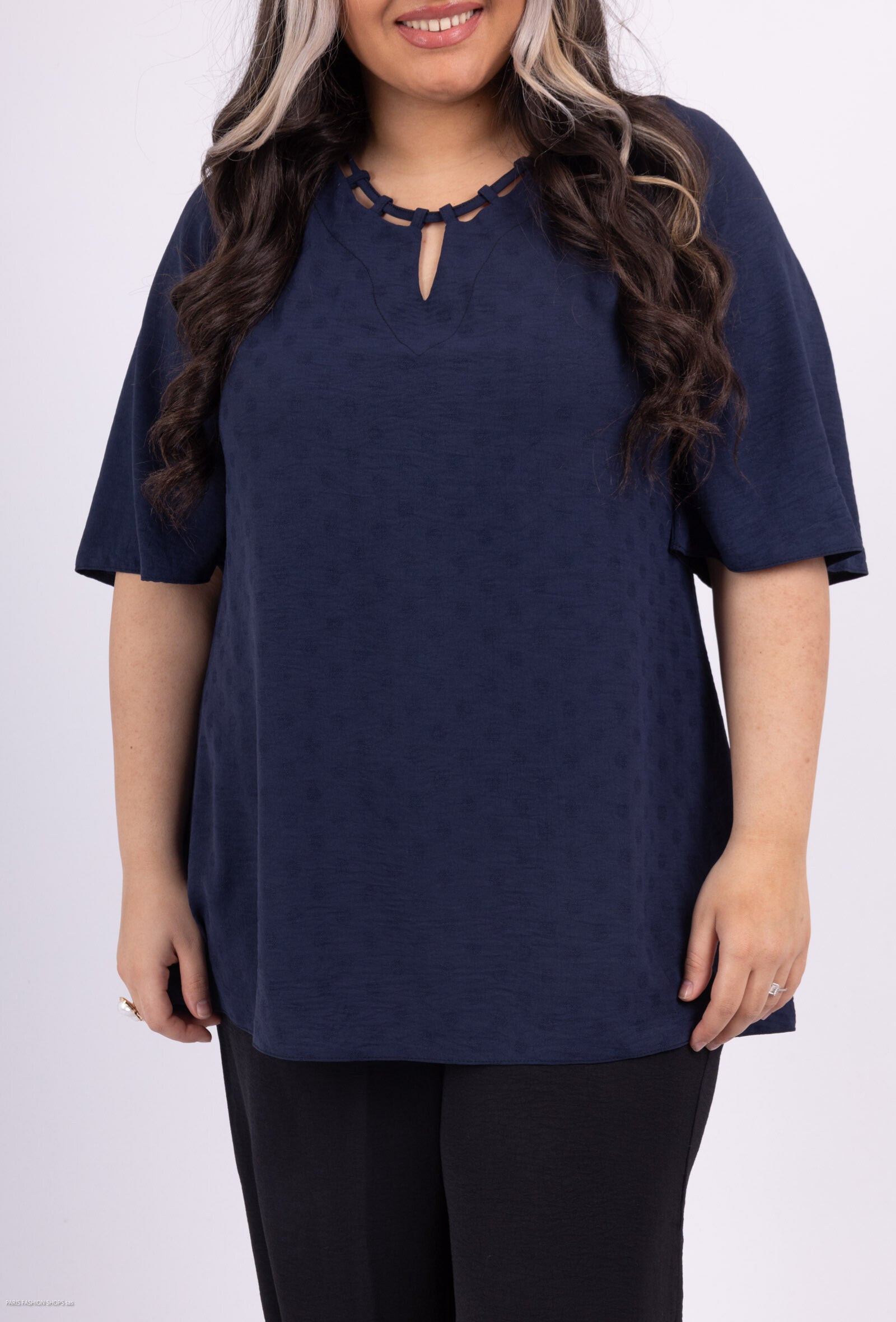 Plus Size Plush blouse in large detail for summer for summer