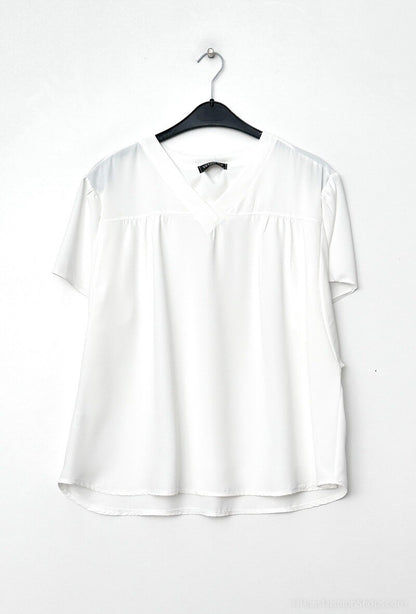Plus Size Bloise with ruffle sleeve