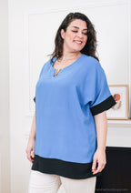 Plus Size V-neck Tvåfärgad Blus med Fladdermusärmar