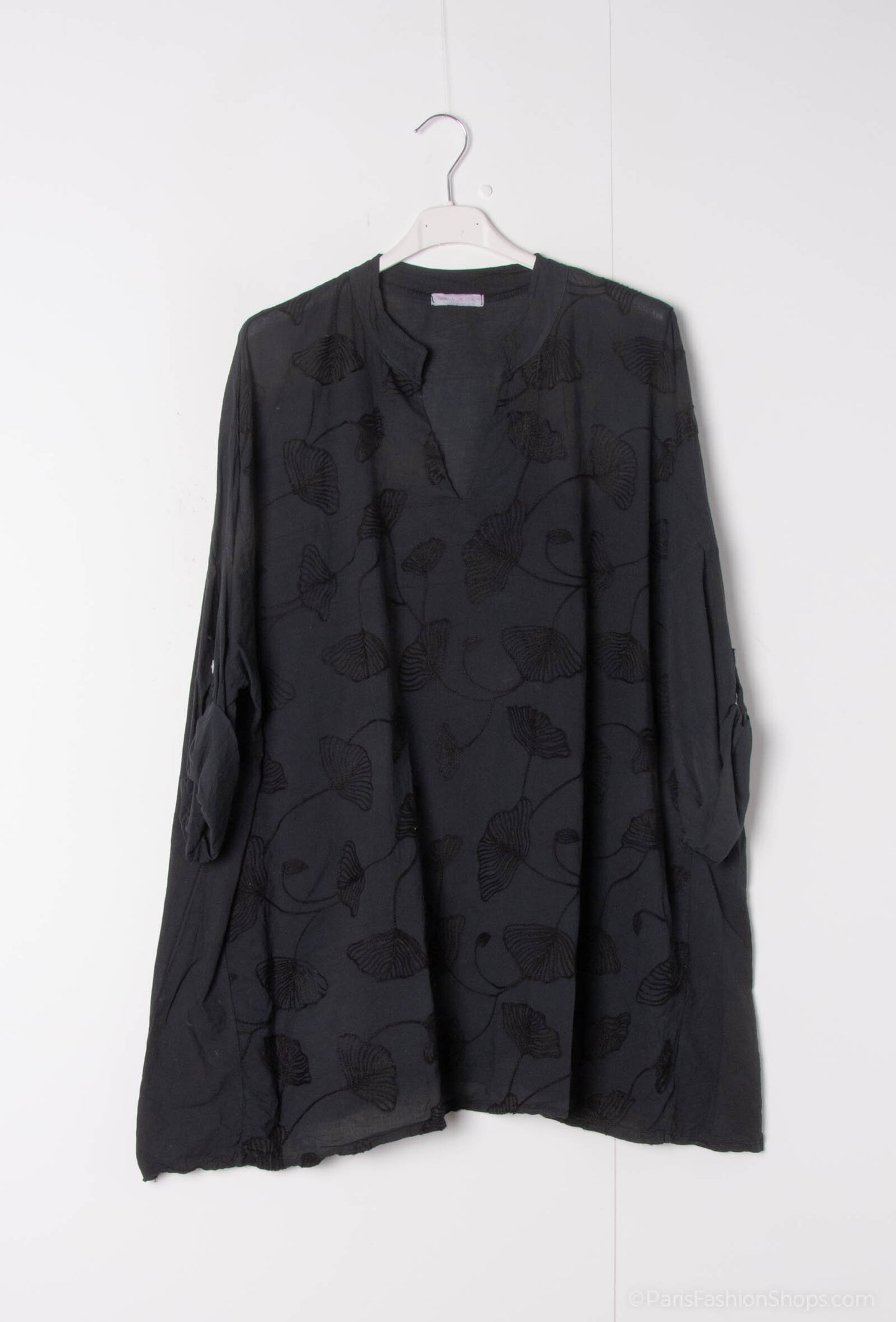 Plus Size Cotton blouse with ginkgo embroidery details