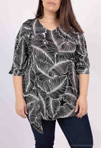 Plus Size Cross-back Printed Blouse