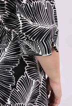 Plus Size Cross-back Printed Blouse