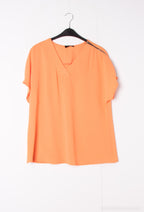 Plus Size Blouse there is zips on shoulder