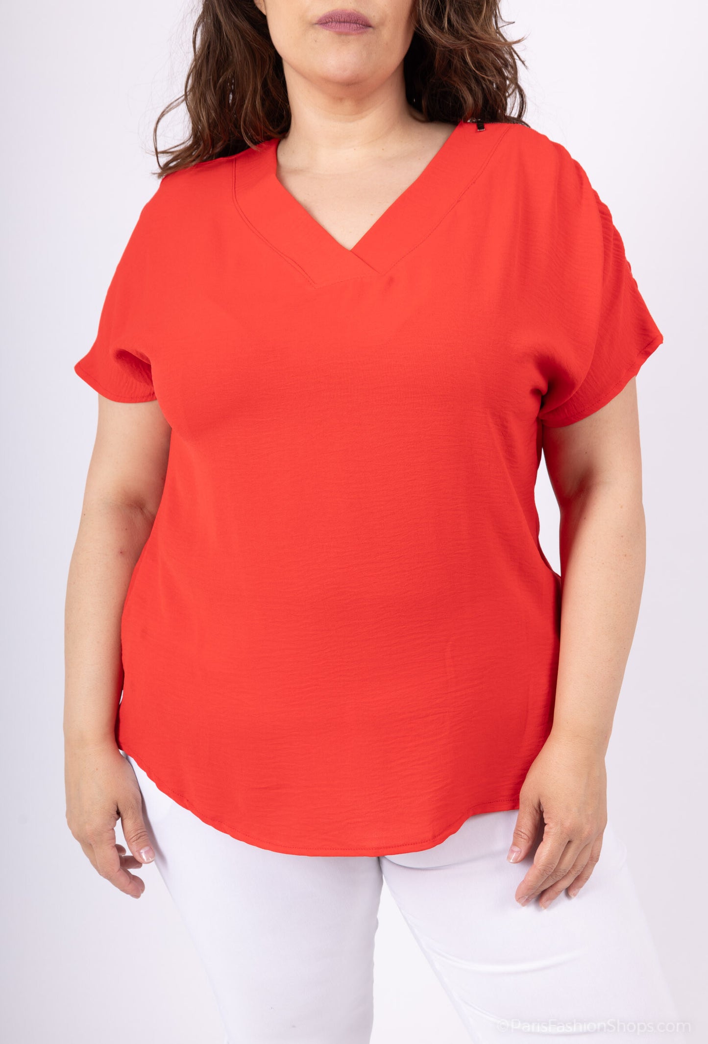 Plus Size Blouse there is zips on shoulder