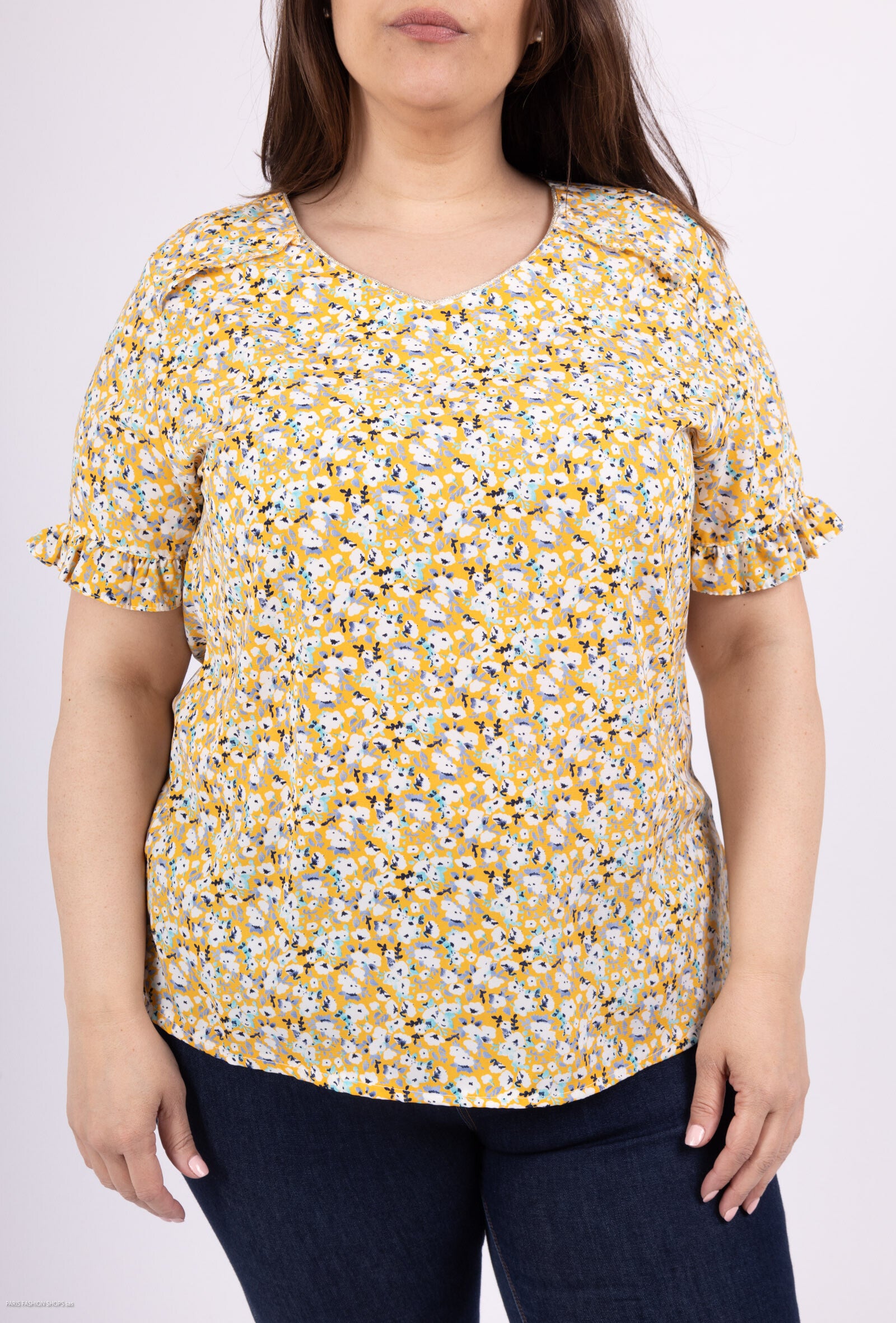 Plus Size Printed V-neck blouse