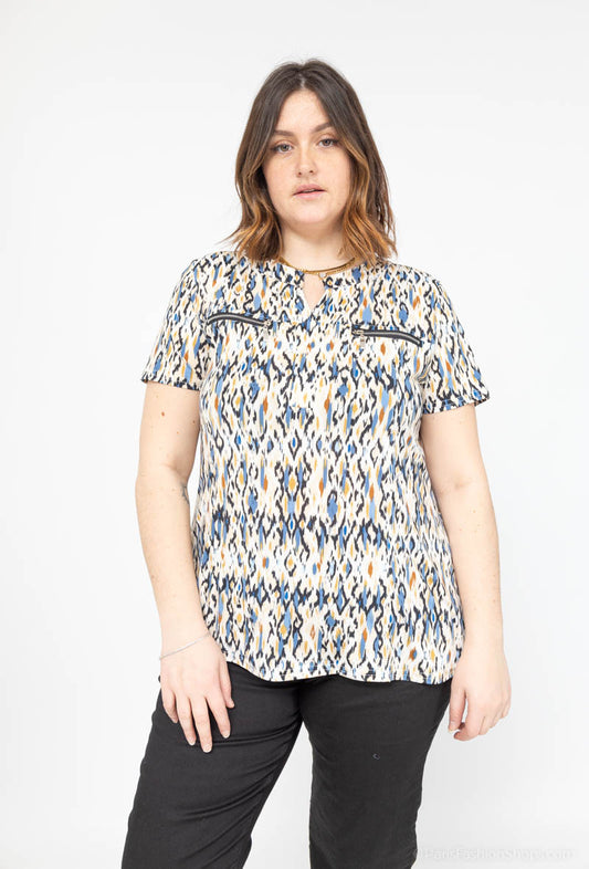 Plus Size Zip Tunic for Spring/Summer 2024