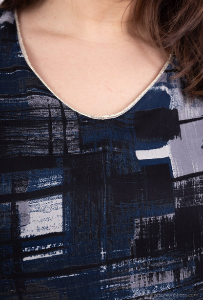 Plus Size Printed Veil Blouse Doubled