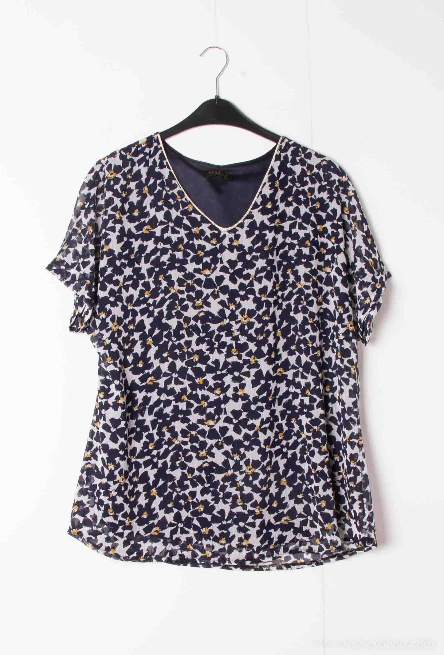 Plus Size Printed veil blouse doubled