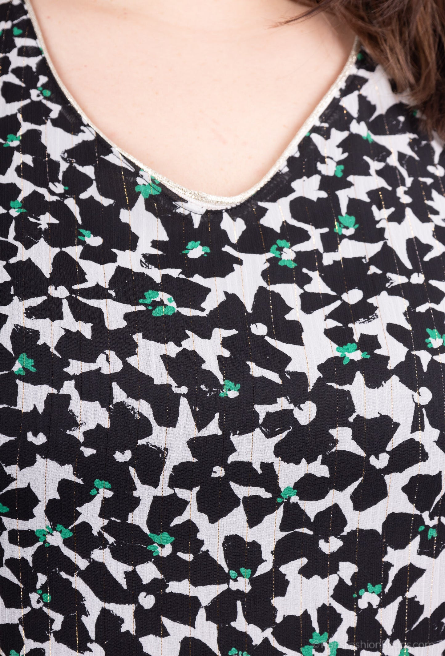 Plus Size Printed Veil Blouse Doubled