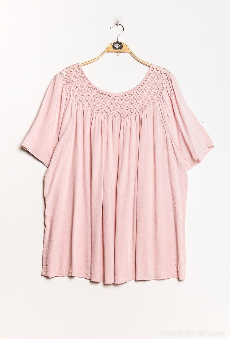 Plus Size Light viscose blouse with lace collar