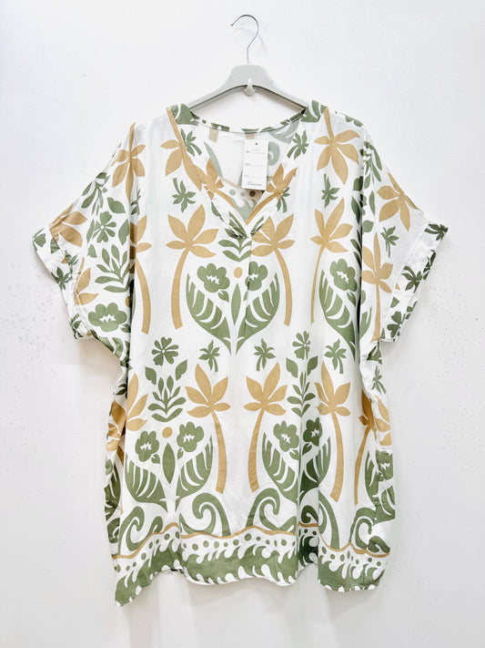 Plus Size Tropical-print light viscose blouse