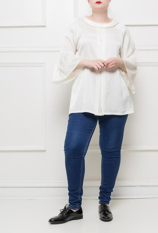 Plus Size Silky Blouse med Rynkade Ärmar