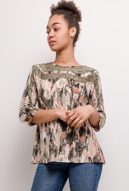 Plus Size Stretch Printed Blouse