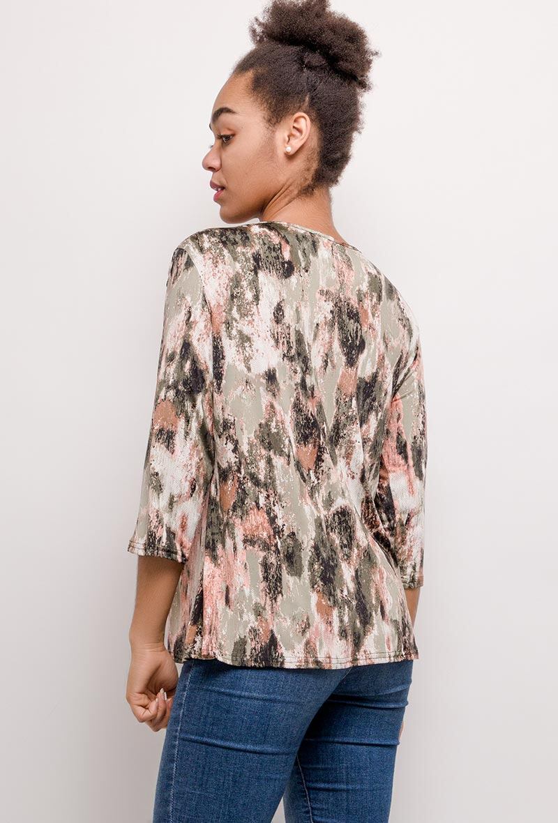 Plus Size Stretch Printed Blouse