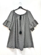 Plus Size Gingham off-the-shoulder blouse