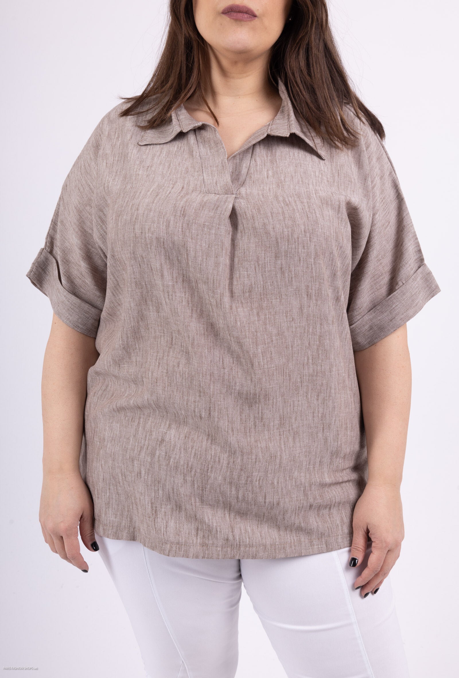 Plus Size Blouses evased with fabrics like linen in large sizes