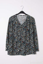 Plus Size Printed V-neck Blus med Tre Knappar