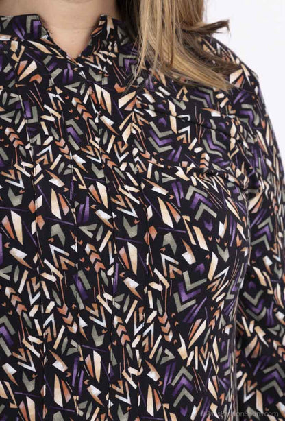 Plus Size Printed V-Neck Blouses