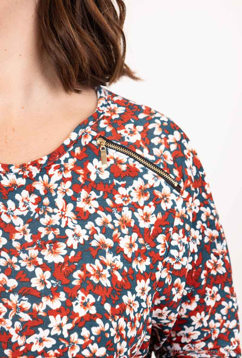 Plus Size Printed Blouse - Elegant & Cozy
