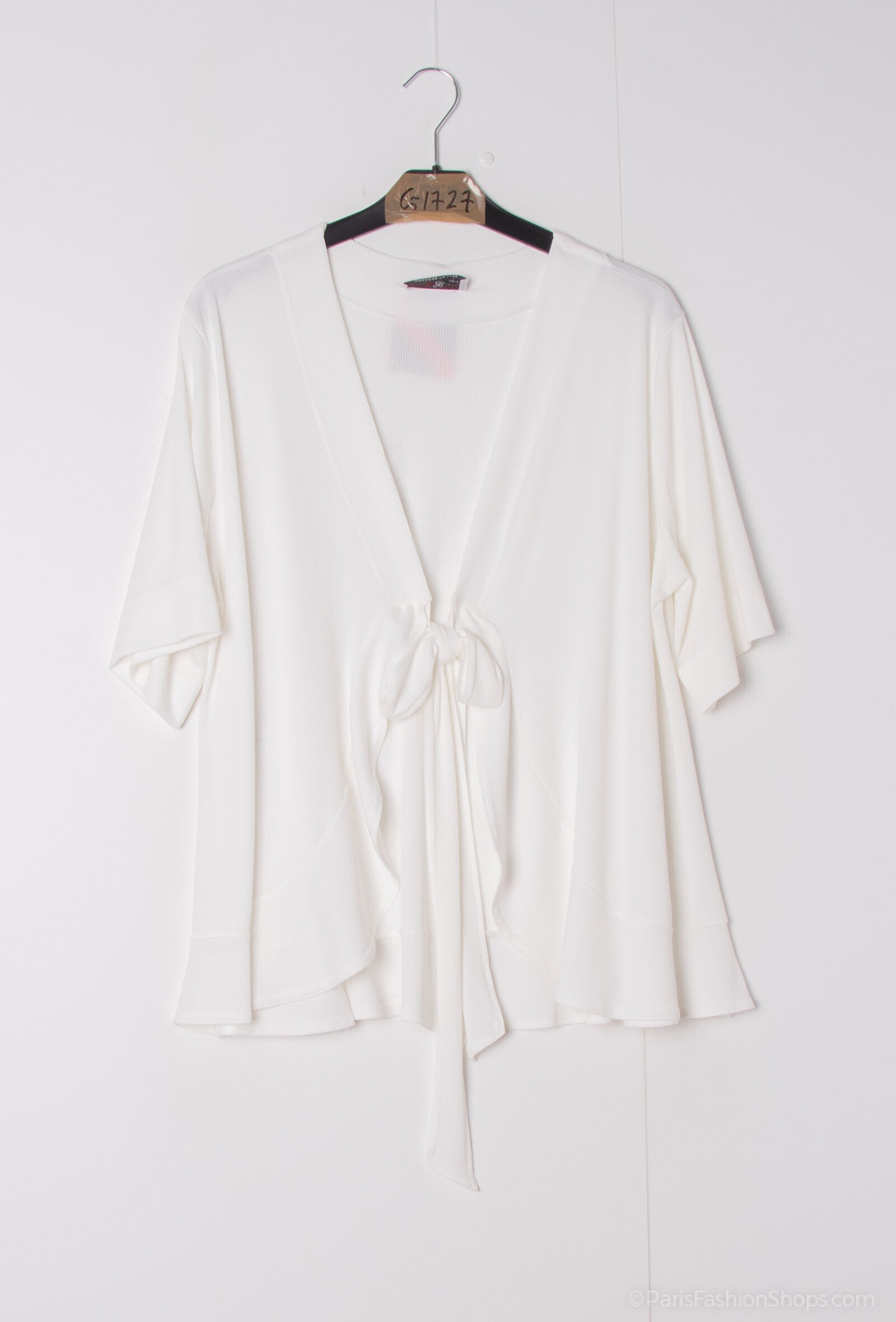 Plus Size REF: G1727 Length: 75 cm.