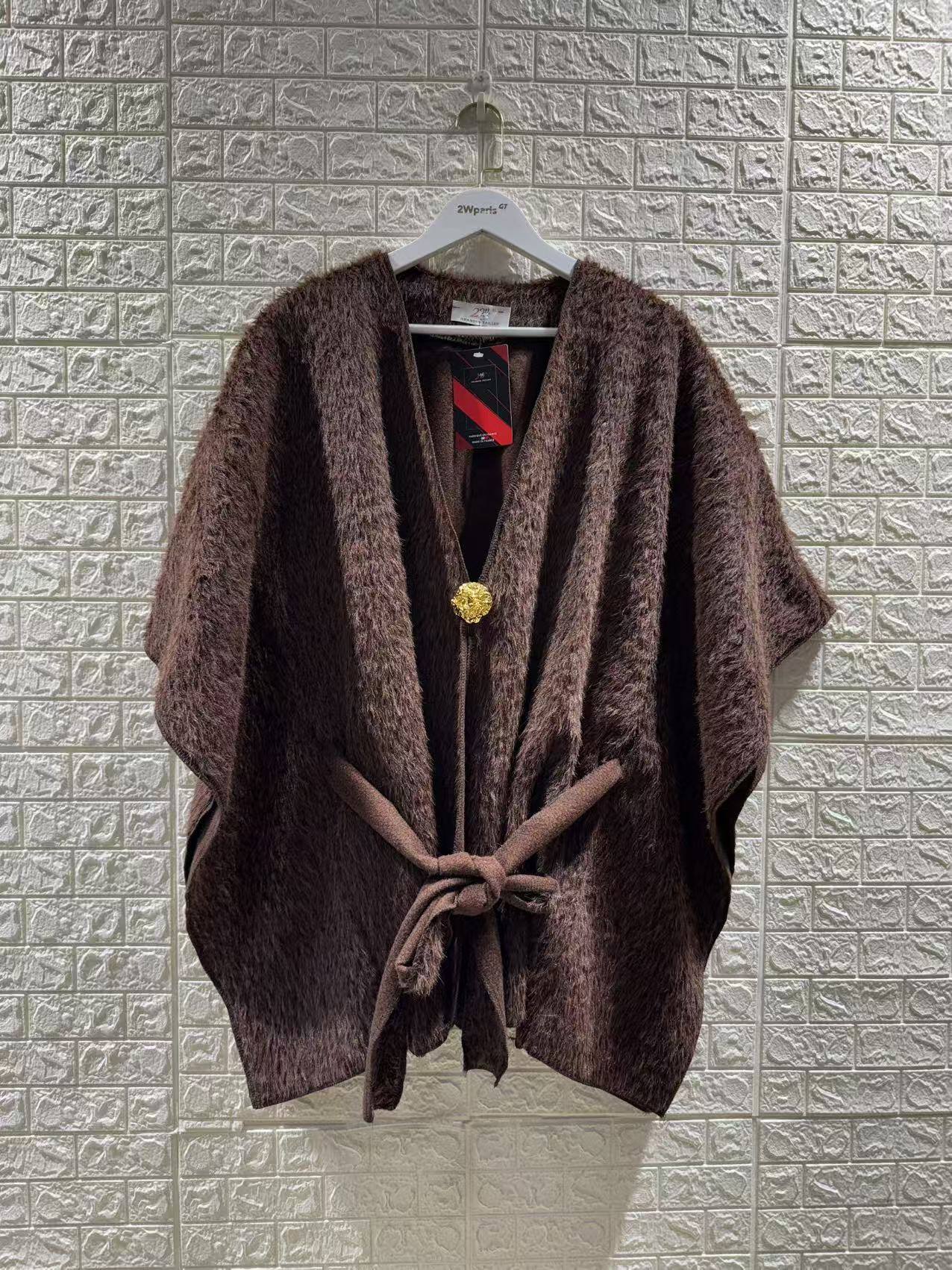 Plus size cape i Plus Size