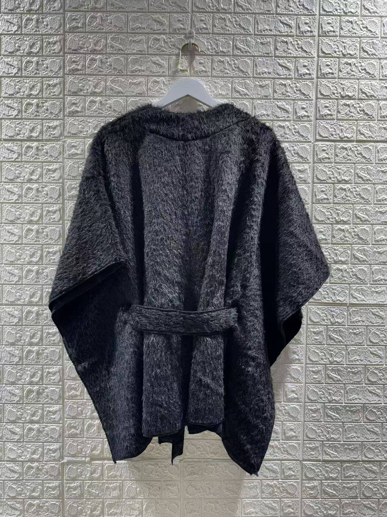 Plus Size Cape i Plus Size