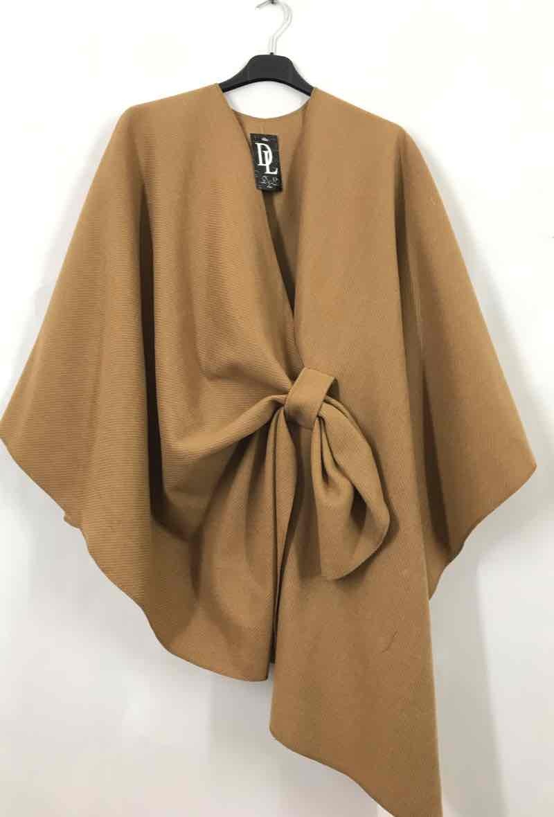 Plus Size Enkel Cape