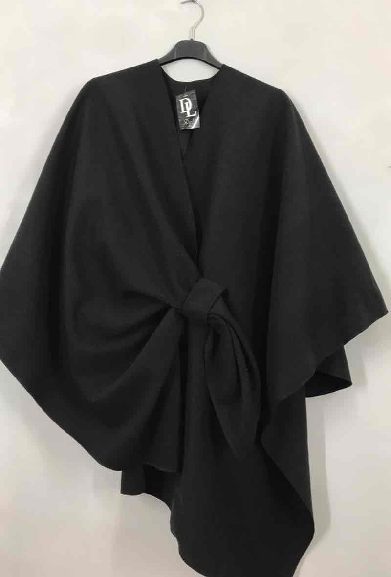 Plus Size Enkel Cape