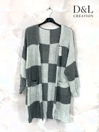 Long plaid knit cardigan sizes 40 to 56 i Stora Storlekar