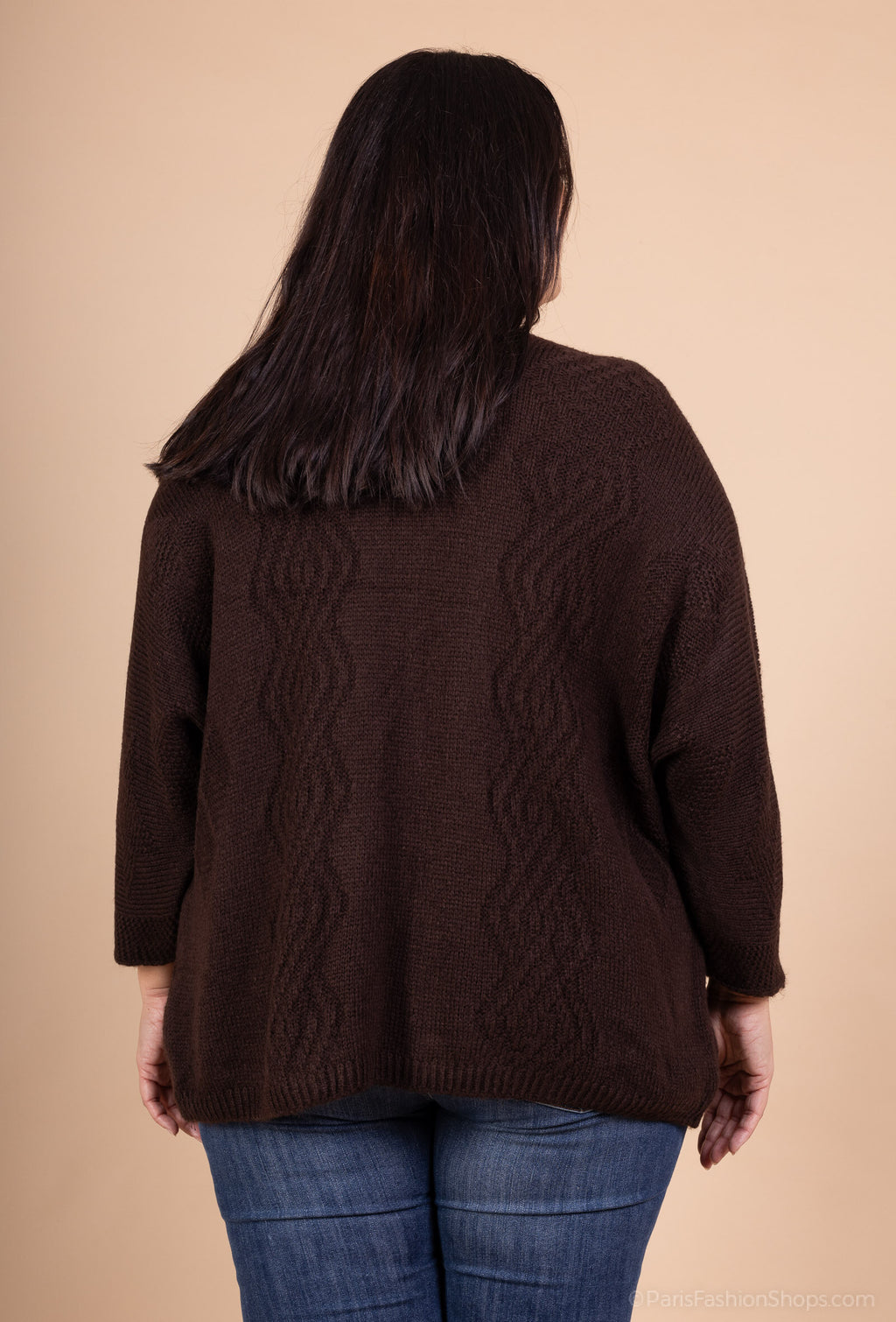 Öppen stickad cardigan med solbrosch i storlek 38 till 52