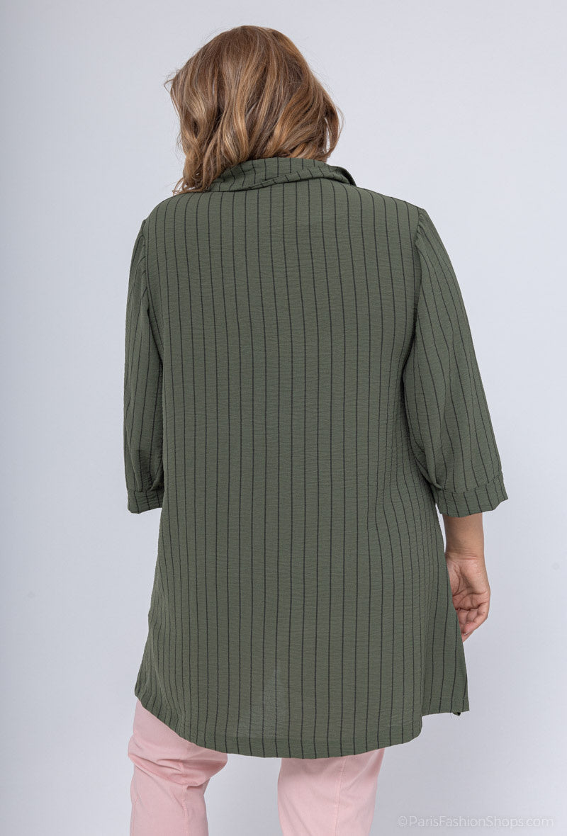 Randig blus i plus size med 3/4 ärmar