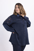 Plus Size Satin Skjorta med Spets