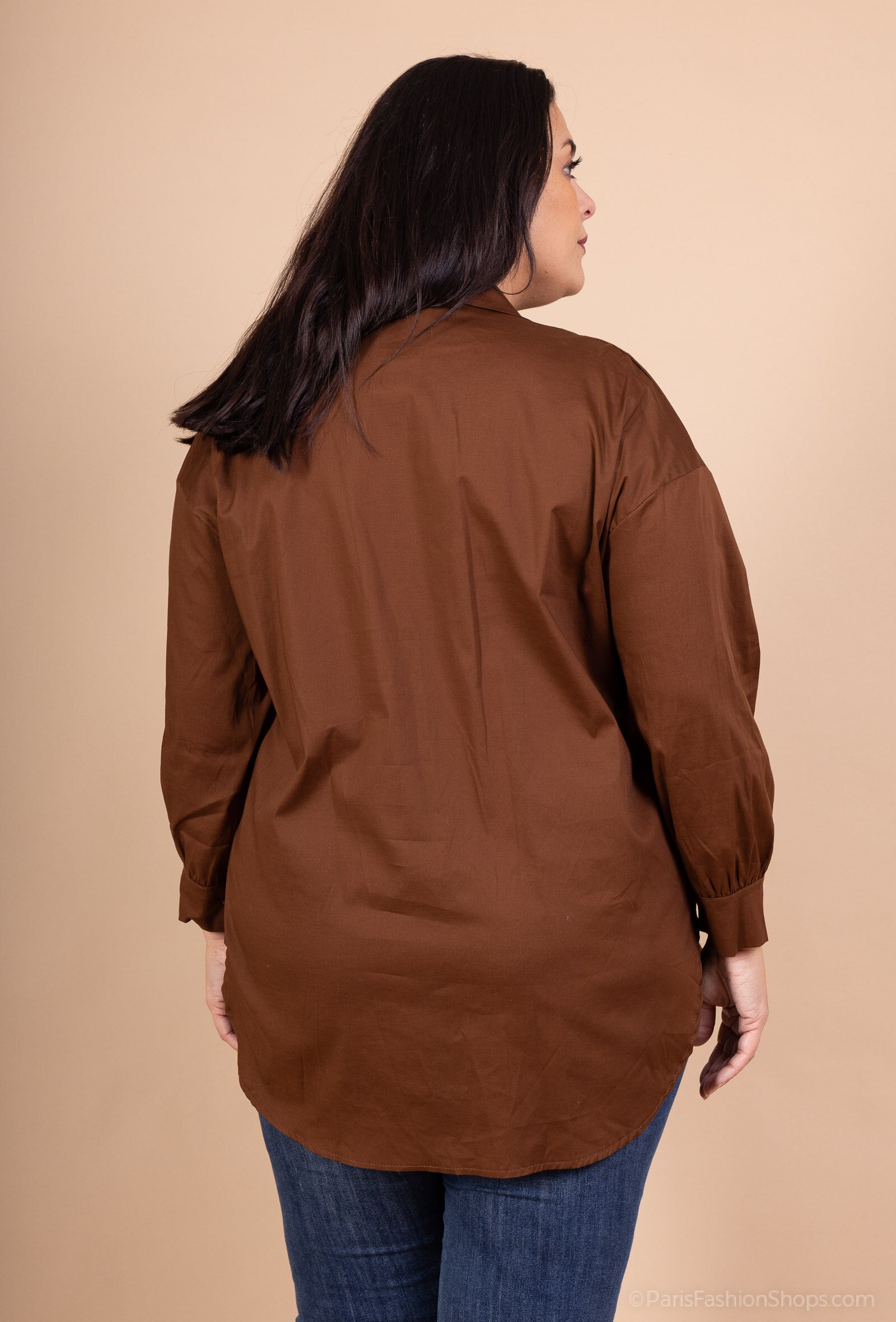 Bomullsskjorta med Solbroscher i Stora Storlekar 38 till 50