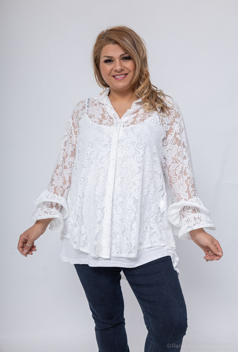 Plus Size Lace shirt with puffed sleeves