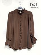 Flowy and soft thick satin blouse with ruffles