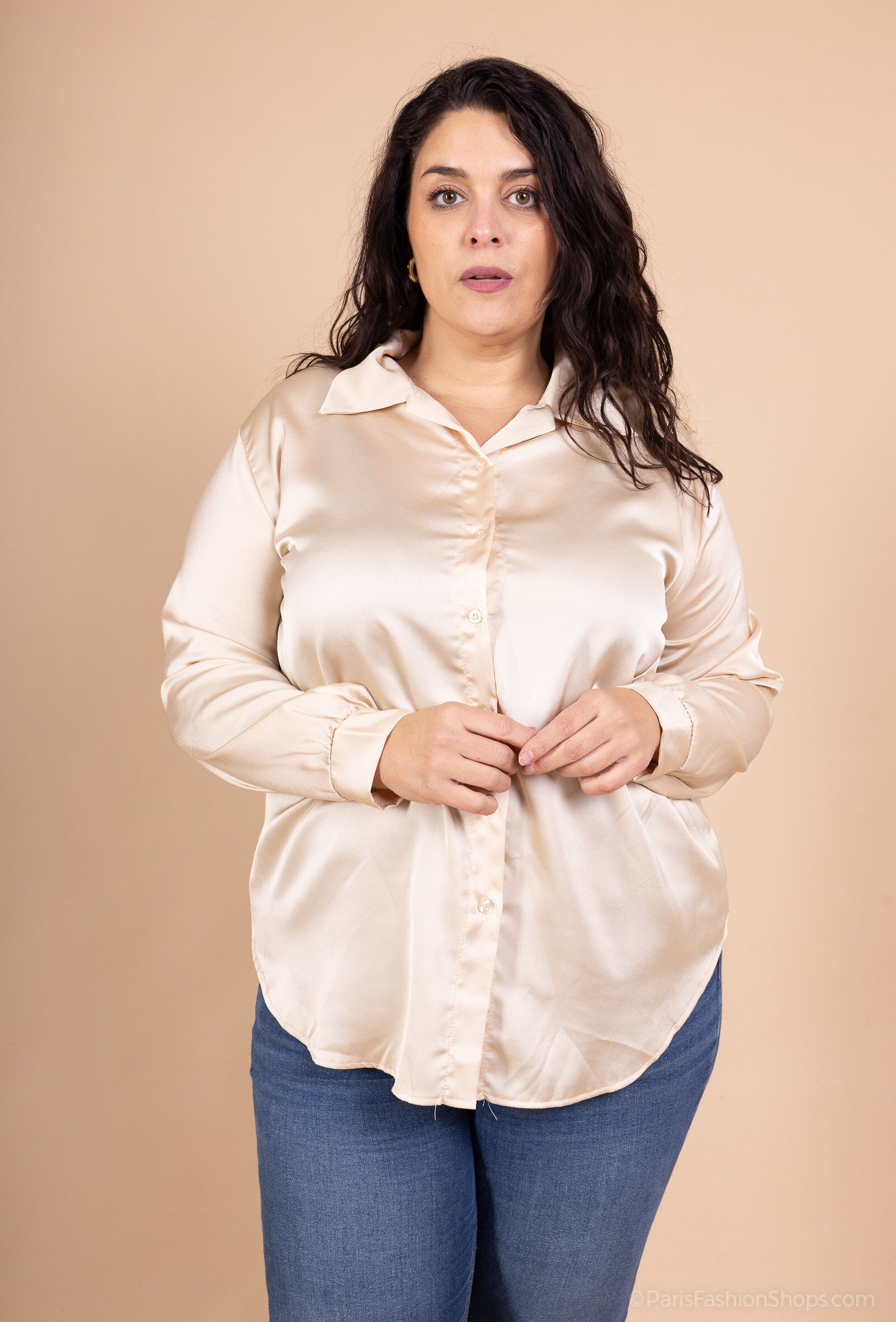 Solid satin shirt sizes 38 to 48 i Stor Storlek
