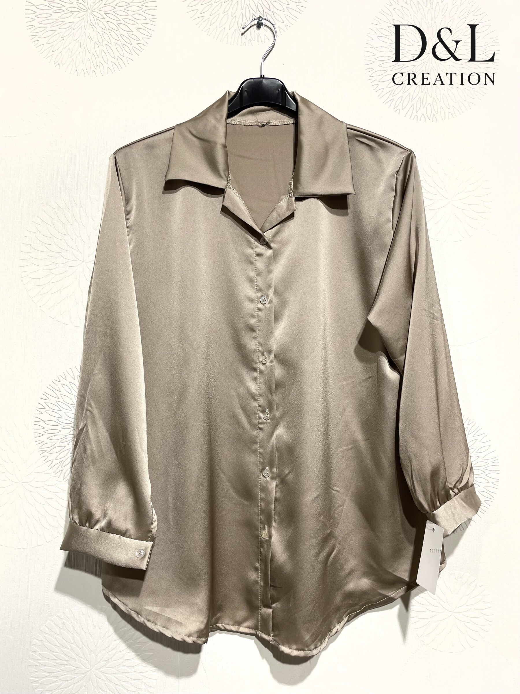 Solid satin shirt sizes 38 to 48 i Stor Storlek
