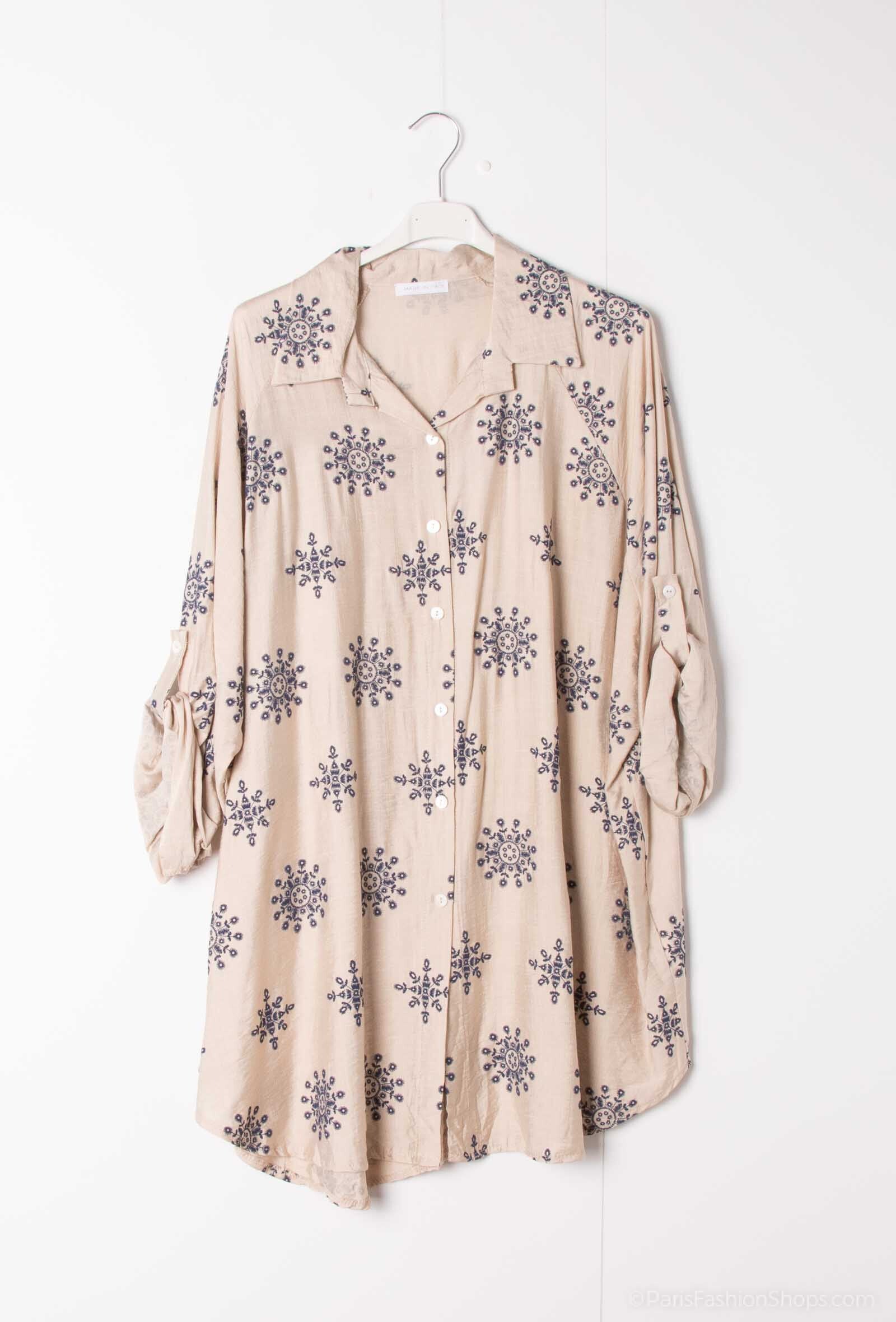 Printed fluid shirt with curved hemline - Stora Storlekar