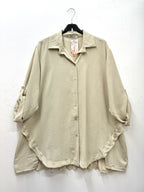 Flowy shirt with pleated back i Plus Size