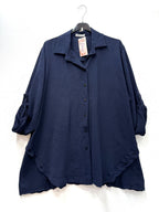 Flowy shirt with pleated back i Plus Size